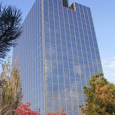 425 Woodfield Corporate Center by Daniel Kieckhefer