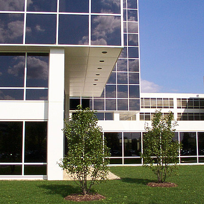 Schaumburg Corporate Center III by Daniel Kieckhefer