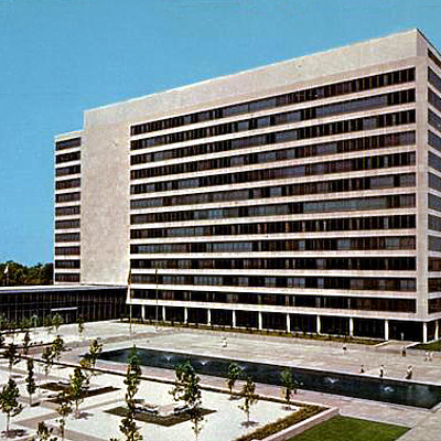 Indiana Government Center North by R. C. Reavis