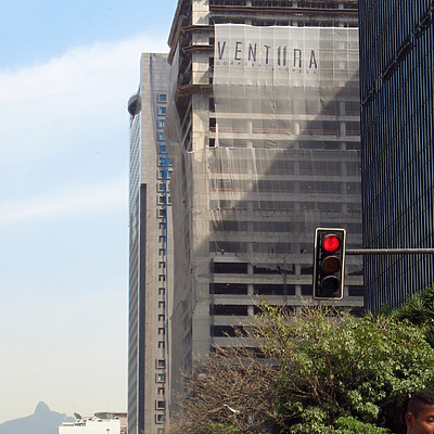 Ventura Corporate Towers by Virgilio Grimaldi