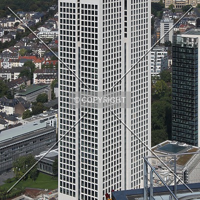 OpernTurm by Emmanuel D.