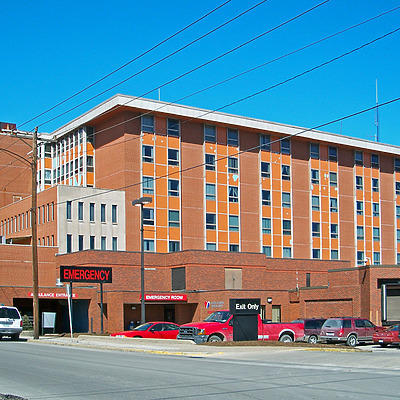 Gateway Regional Medical Center Binnery Wing by Ryan Hildebrand