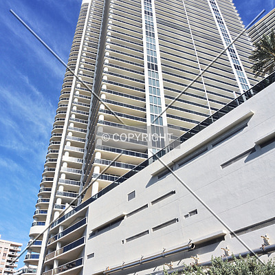 The Beach Club Tower 1 by Jorge Molina