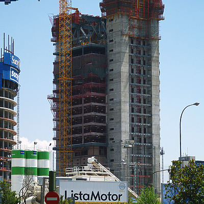 Torre Caja Madrid by Cesar Serrano