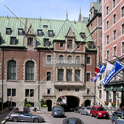 Le Château Frontenac by Chris Patriarca