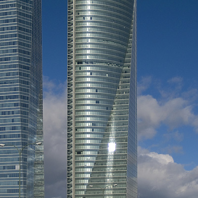 Torre Espacio by Cesar Serrano