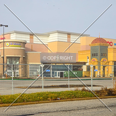 Chesterfield Mall by Ryan Hildebrand