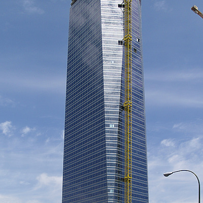 Torre de Cristal by Cesar Serrano