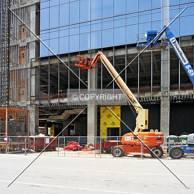 Hess Tower by Jorge Molina