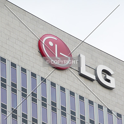 LG Tower by Nephilim