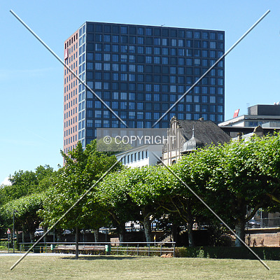 Hochhaus MainForum by Nephilim