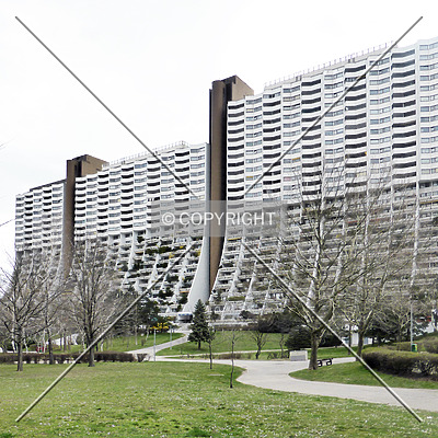 Wohnpark Alterlaa - Block B3-B8 by Nephilim