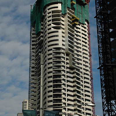 Meriton Tower by John Bek