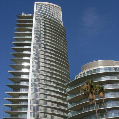 Marina Tower by Nareg Karamanoukian