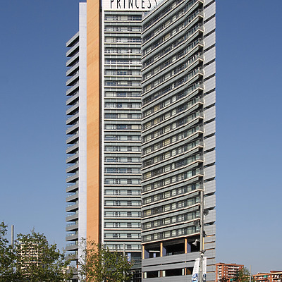 Hotel Princess Barcelona by Michiel van Dijk