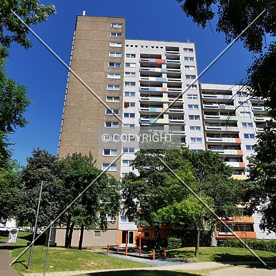Brückenhofstraße 76-84 by Nephilim