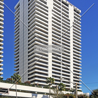 Trump Plaza I by Jorge Molina