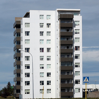 Stillholt 19 by Kjetil Balog