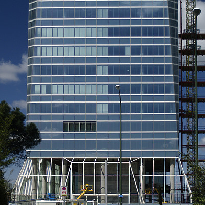 Torre de Cristal by Cesar Serrano