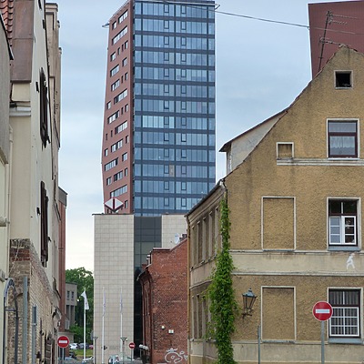 D Tower by Judikaël Ninon