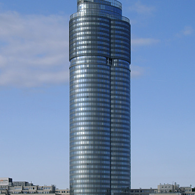Millennium Tower by Cesar Serrano