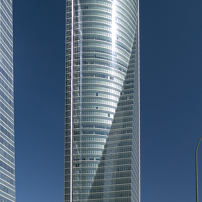 Torre Espacio by Cesar Serrano