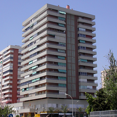 Edificio Copirsa 3 by Cesar Serrano