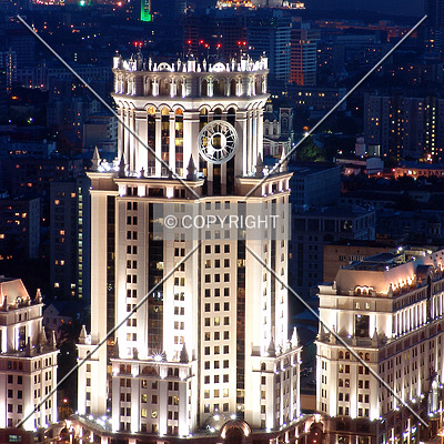 Paveletskaya Tower by Alexander Ulyanov