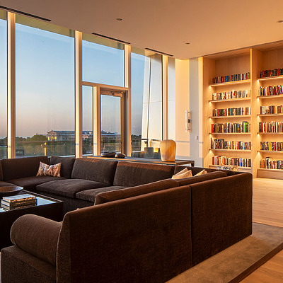 1000M by Tom Rossiter