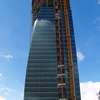 Torre Espacio by Cesar Serrano