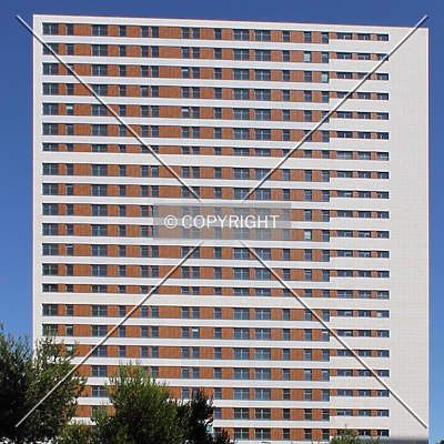 Panormic Apartamentos, Torre I by Emmanuel D.