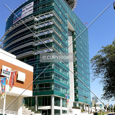 Corporativo Triángulo las Ánimas by Luis Ibáñez