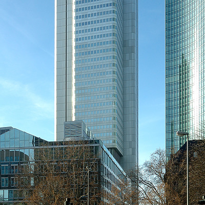Dresdner-Bank-Hochhaus by David Guija