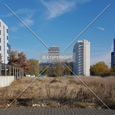 Lyoner Straße 19 by Nephilim