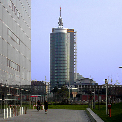 Munich City Tower by Cesar Serrano