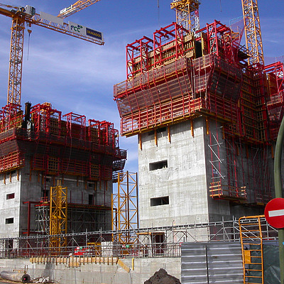 Torre Caja Madrid by Cesar Serrano
