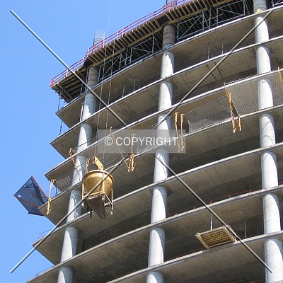 Torre Repsol YPF by Maximiliano Buono