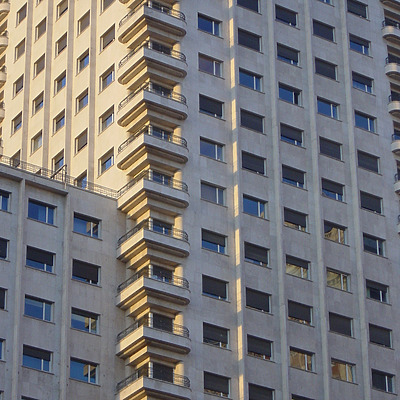 Torre de Madrid by Cesar Serrano