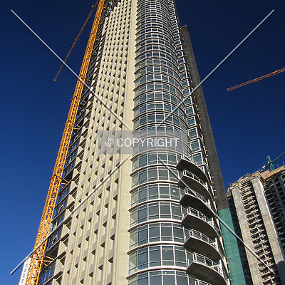 Mulieris torre Norte by Maximiliano Buono