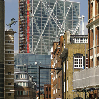 The Broadgate Tower by Cesar Serrano