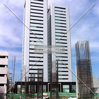 Torre JV III by Luis Ibáñez