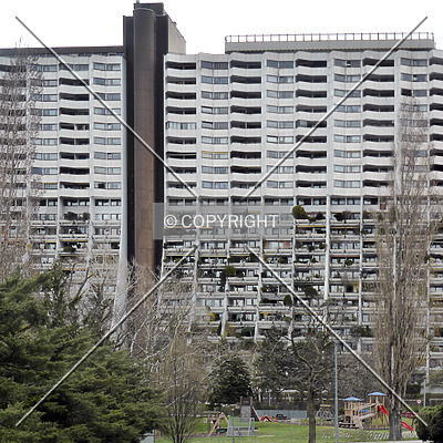 Wohnpark Alterlaa - Block A5-A8 by Nephilim