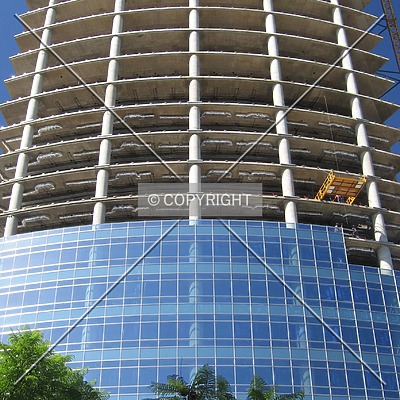 Torre Repsol YPF by Maximiliano Buono