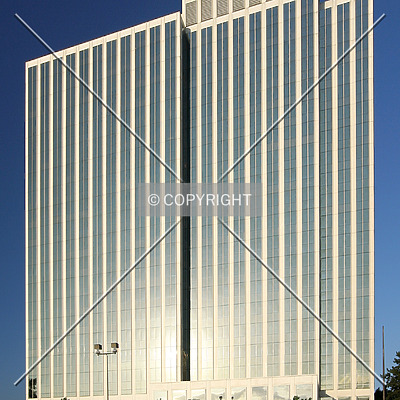 Lloyd Center Tower by Serdica