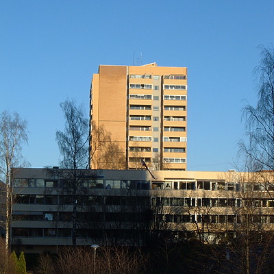 Dr. Dedichens vei 128 by Kjetil Balog