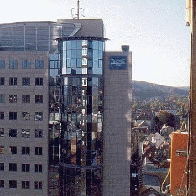 Bürohochhaus am Leutragraben by Jürgen Bätz
