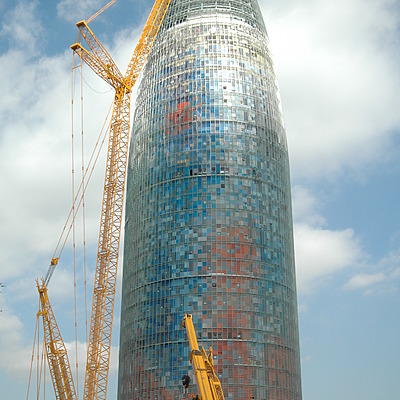 Torre Agbar by David Guija