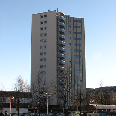 Skistadbygget by Kjetil Balog
