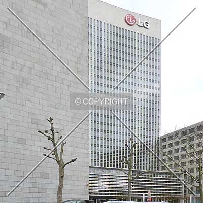 LG Tower by Nephilim