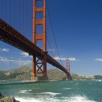 Golden Gate Bridge by Pavel Toczynski